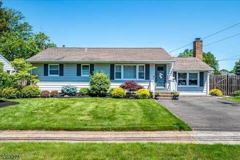 251 E Crescent Pkwy, South Plainfield, NJ 07080