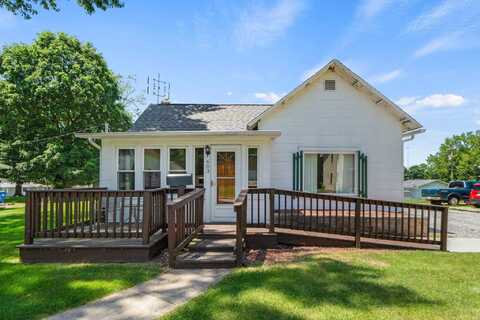603 N Calhoun Street, South Whitley, IN 46787