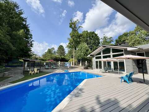 7012 Melody Lane, Fort Wayne, IN 46804