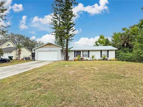 3810 5th Street W, Lehigh Acres, FL 33971