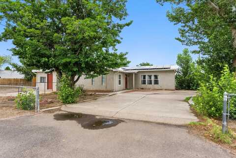 6205 DARLENE Place SW, Albuquerque, NM 87105