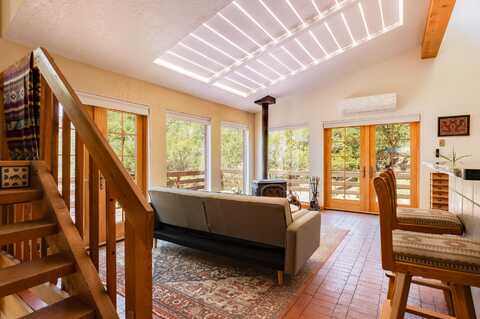 23 COOPER Road, Cedar Crest, NM 87008