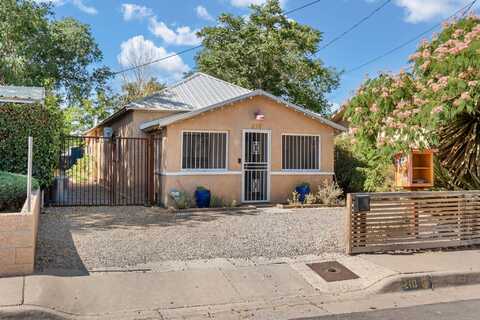 210 GARFIELD Avenue SE, Albuquerque, NM 87102