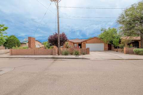 325 46TH Street NW, Albuquerque, NM 87105