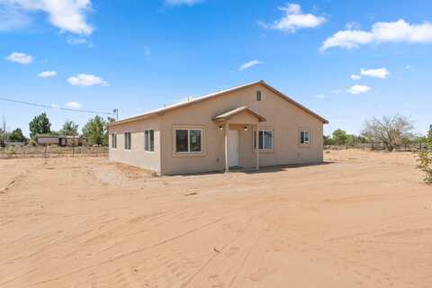 4 RINCON Court, Los Lunas, NM 87031