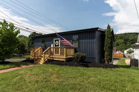 1401 B ST, WAYNESBORO, VA 22980