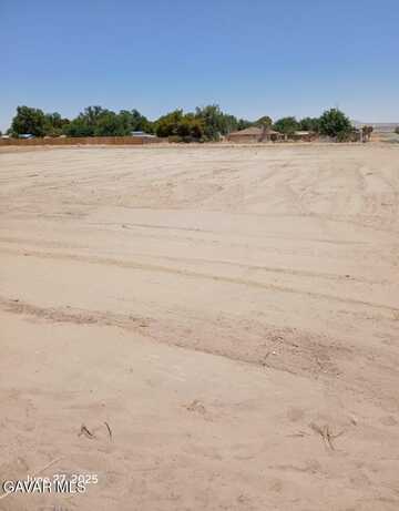 Ave N8 & 175th St E, Lancaster, CA 93535