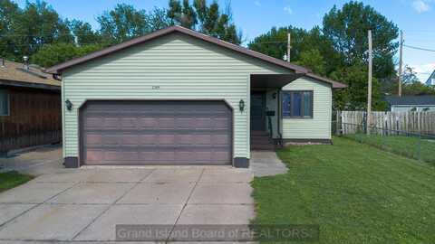 2309 N Park Ave, Grand Island, NE 68803