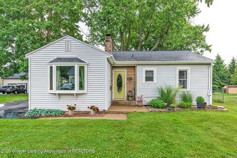 825 S Putnam Street, Williamston, MI 48895