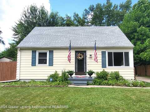 6910 Cooper Road, Lansing, MI 48911