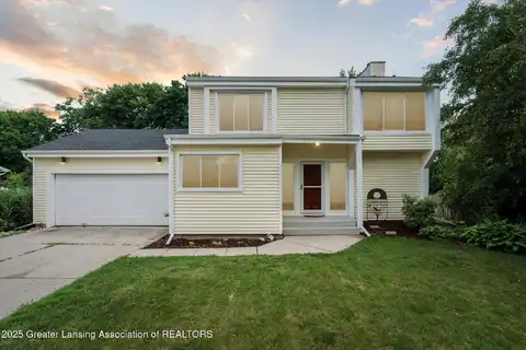 810 E Maple Street, Mason, MI 48854