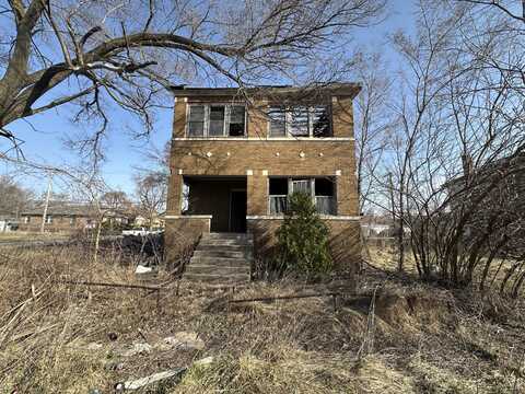 924 W 11th Avenue, Gary, IN 46402