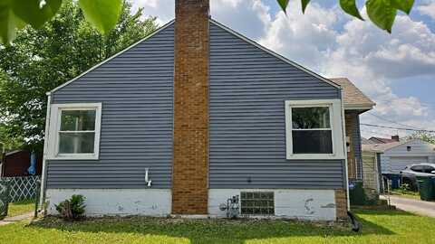 3746 Henry Avenue, Hammond, IN 46327