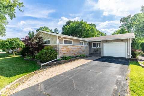 8032 Kooy Drive, Munster, IN 46321