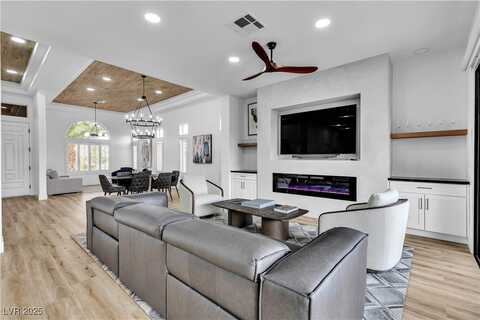 9513 Villa Ridge Drive, Las Vegas, NV 89134