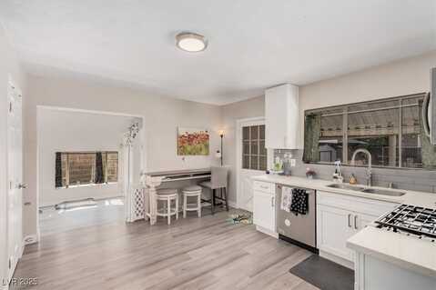 1832 Merze Avenue, Henderson, NV 89011