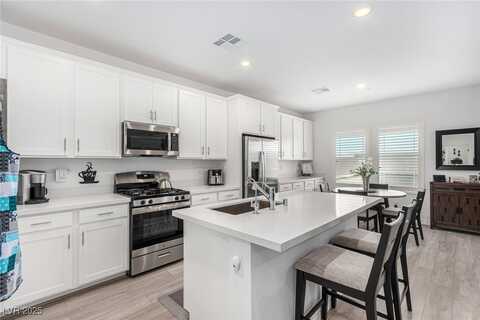 288 Whitney Crest Street, Henderson, NV 89015