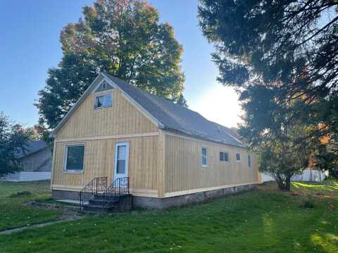 N15617 RANKIN AVE, Park Falls, WI 54552