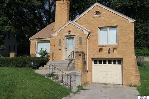6532 N 33 Street, Omaha, NE 68112