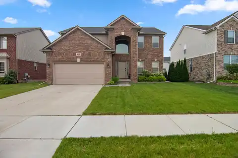 48132 Wakefield Drive, Macomb, MI 48042