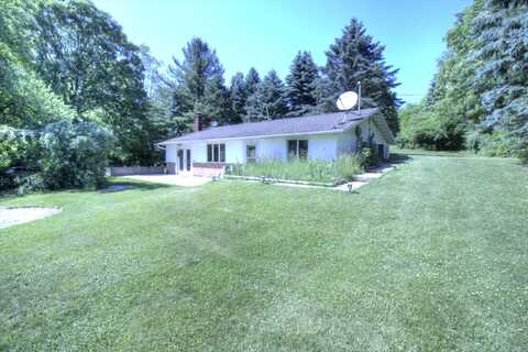 11525 W Remick Road, Blanchard, MI 49310
