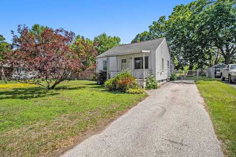 810 N James Street, Ludington, MI 49431