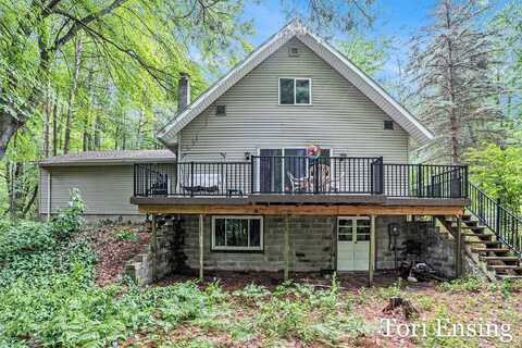 4366 Woods Road, Sidney, MI 48885