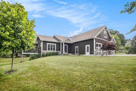 1398 N Lakeshore Drive, Ludington, MI 49431