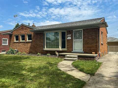 8900 Perrin Street, Livonia, MI 48150