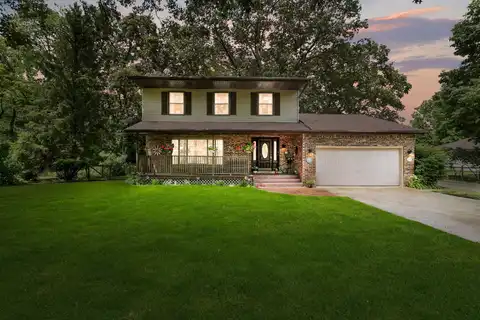 23836 N Shore Drive, Edwardsburg, MI 49112