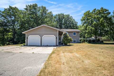 13554 Leonard Road, Nunica, MI 49448