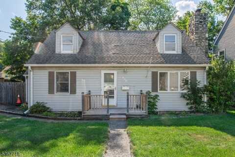 520 Skyline Lake Dr, Ringwood, NJ 07456