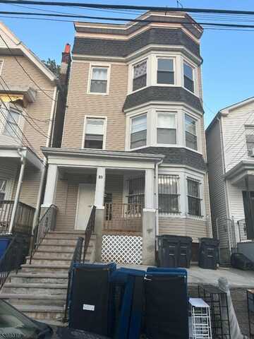 81 2Nd St, Newark, NJ 07107