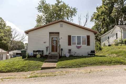 417 N Carrier St, Morganfield, KY 42437