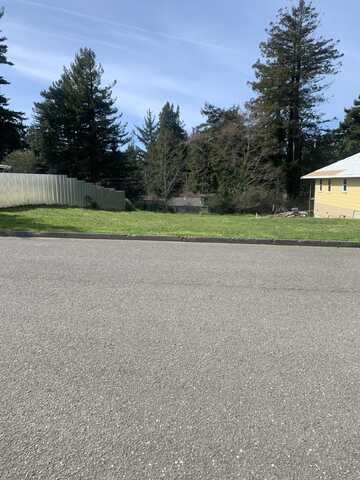 3960 Brogan Way, Cutten, CA 95503