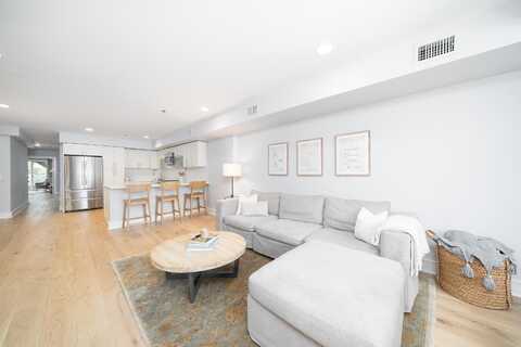 833 WILLOW AVE, Hoboken, NJ 07030