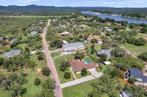 114 Oak Drive, Kingsland, TX 78639