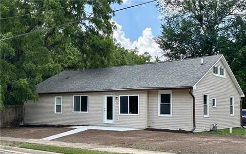 611 W Poplar Street, Olathe, KS 66061