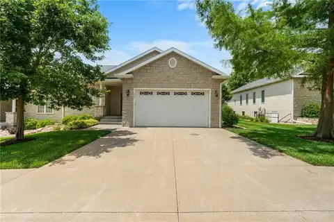 311 Simmer Drive, Wamego, KS 66547