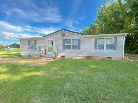 122 Fairway Drive, Mound City, KS 66056