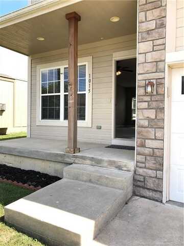 1015 Tamarisk Drive, Leavenworth, KS 66048