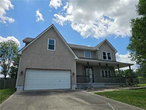 2305 SE Horseshoe Drive, Oak Grove, MO 64075