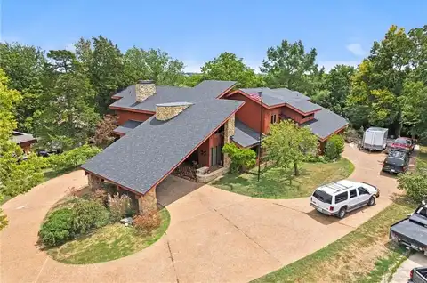 402 lees circle Drive, Fort Scott, KS 66701