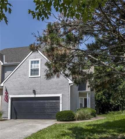 9218 Boehm Drive, Lenexa, KS 66219