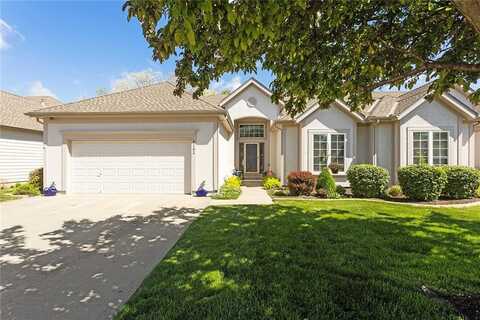 6102 NW 79th Street, Kansas City, MO 64151