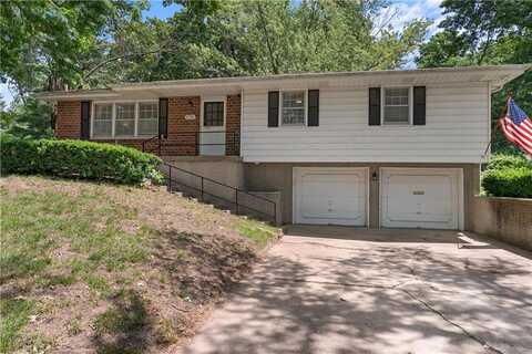 6705 N Bellefontaine Avenue, Gladstone, MO 64119