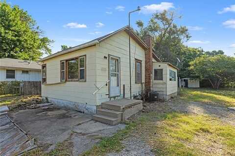 2005 S Evanston Avenue, Independence, MO 64052