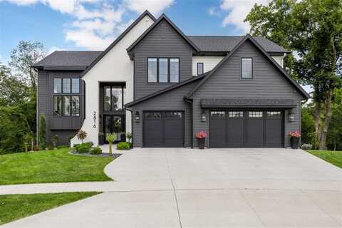 2816 Buckle Down Cir, IowaCity, IA 52245