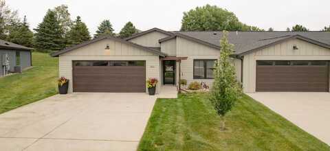 1522 Blaines Way, Spirit Lake, IA 51360