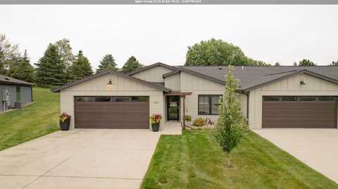 1522 Blaines Way, Spirit Lake, IA 51360